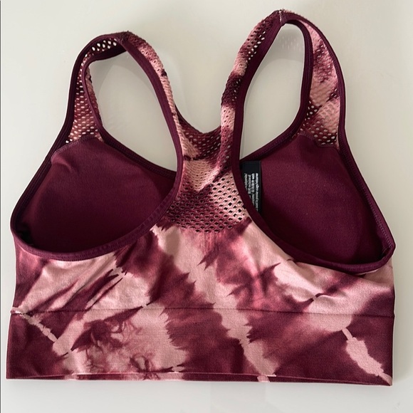 PINK Victoria's Secret Tie-Dye Sports Bra - Picture 2 of 8